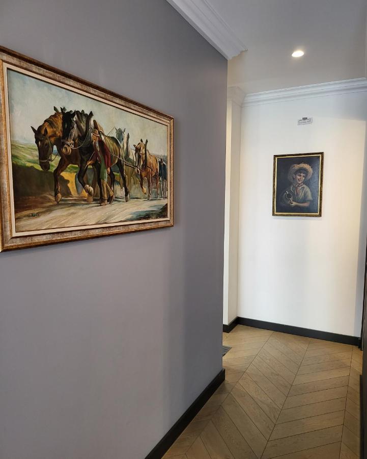 Happy Inn Presidential, Self Check-In, Parking In The Underground Garage Vilnius Exterior photo